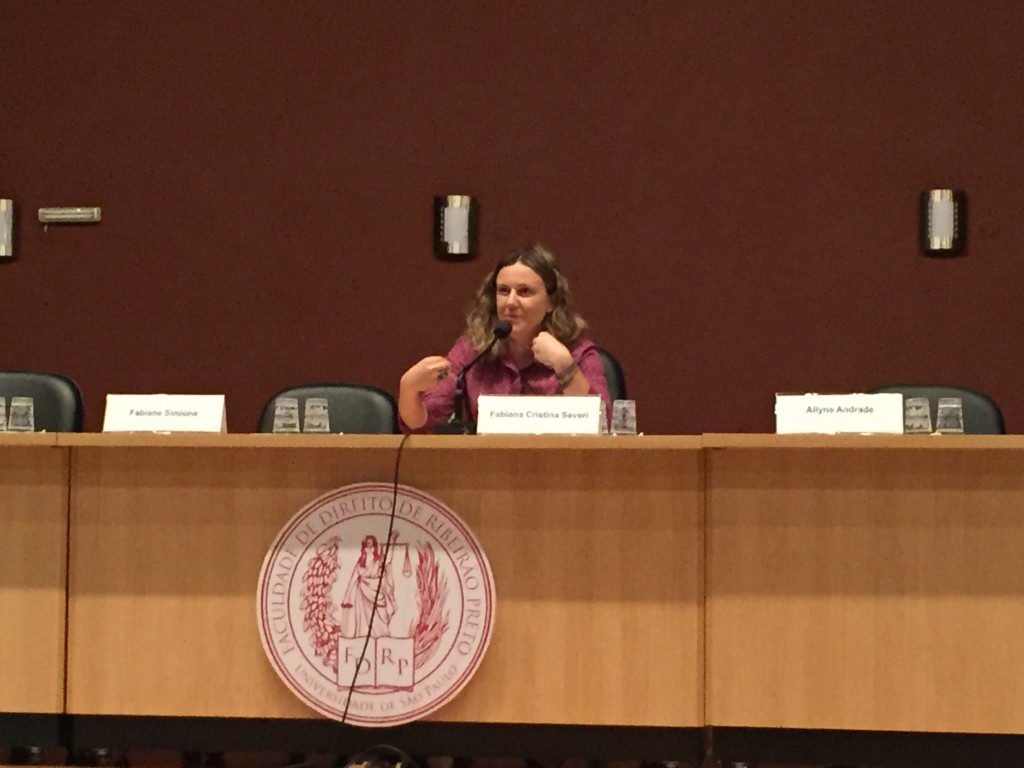 Professora Fabiana Cristina Severi