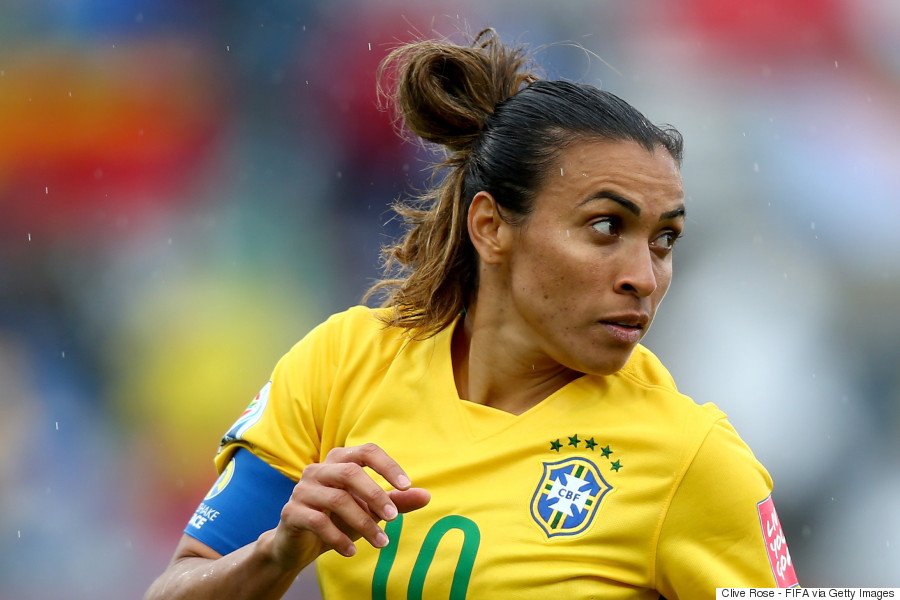 Para Todas as Meninas Que Amam o Futebol por Marta